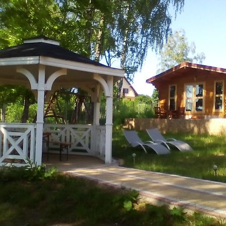 Kameralny Domek Drewniany Letniskowy W Mikolajkach Mikołajki エクステリア 写真