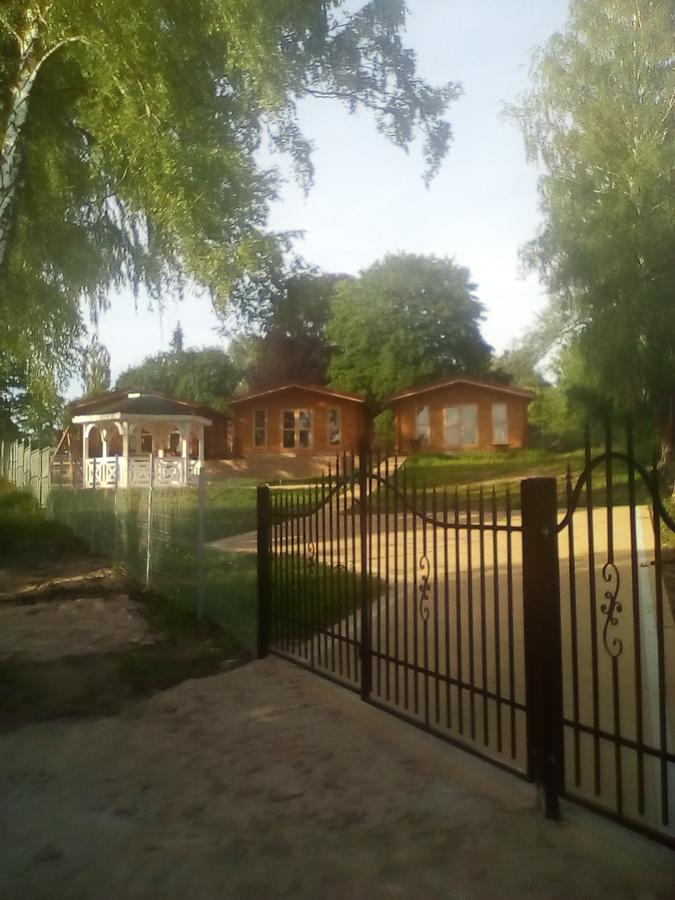 Kameralny Domek Drewniany Letniskowy W Mikolajkach Mikołajki エクステリア 写真